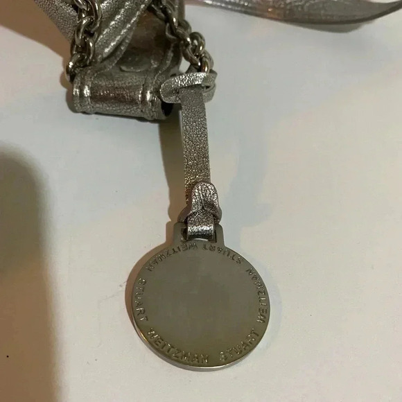 Stuart weitzman silver quilted metallic leather shoulder handbag - Picture 14 of 14